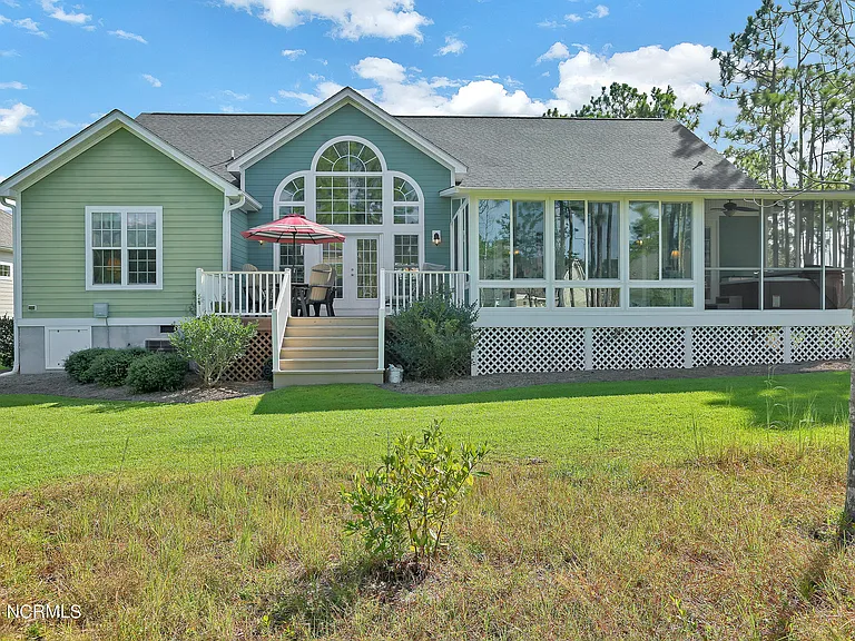 2746 Oak Forest Dr — Photo 46