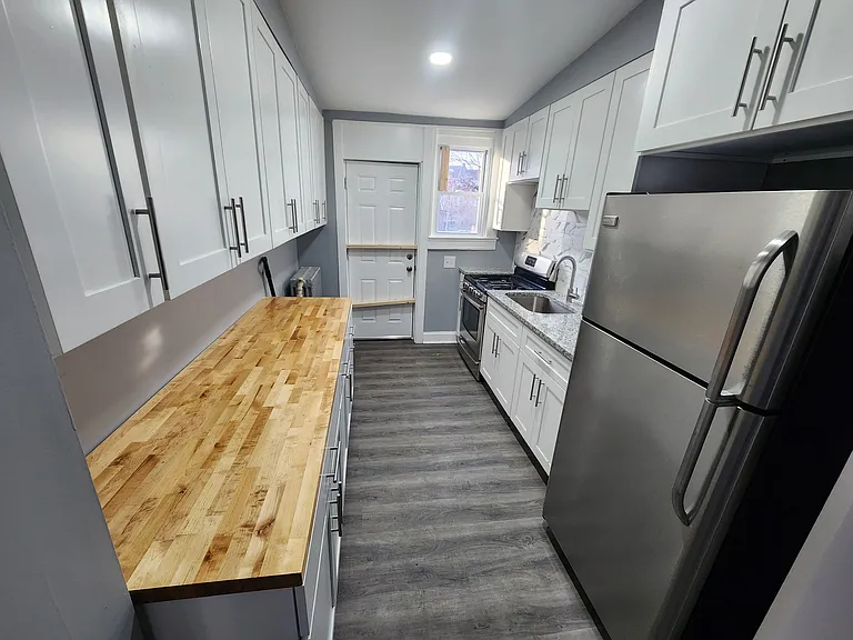 3418 Cardenas Ave — Photo 10