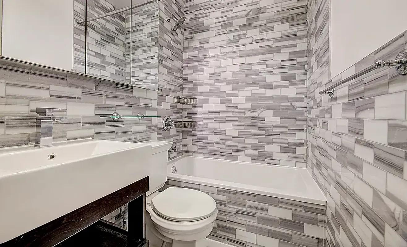 410 East 13th Street — Photo 3