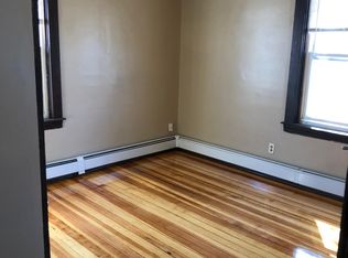 163 Oakland Ave, Pawtucket, RI 02861