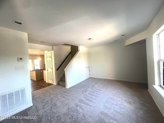 5th image of 495 Popps Ferry Rd APT 17