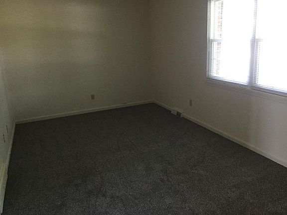 5th image of 3209 Mammoth Dr #A