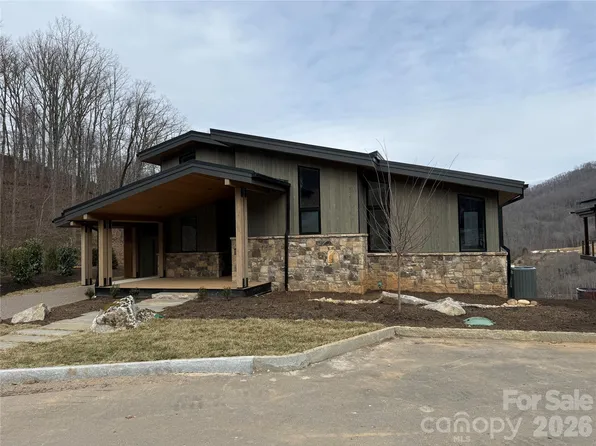 7 Switchgrass Way, Sylva, NC 28779