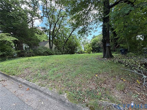 4th image of 706 Hamilton St Lot 20