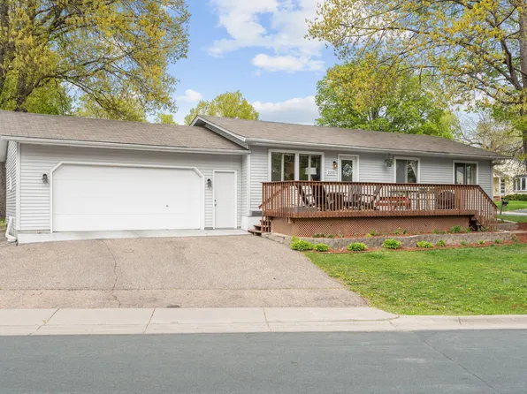 2193 Cedar Ln, Mound, MN 55364