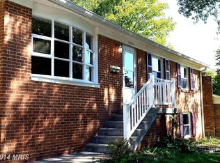 13704 Kingsman Rd, Woodbridge, VA 22193