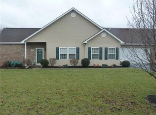 128 Clearwater Dr, Ellwood City, PA 16117