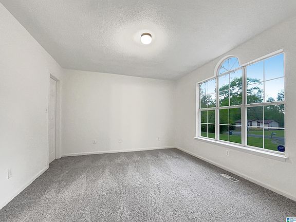 5th image of 5223 Amberwood Cir