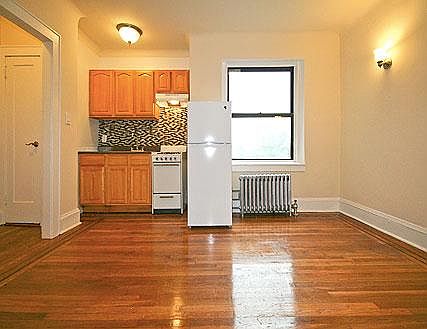 3rd image of 9440 210th St APT 3F