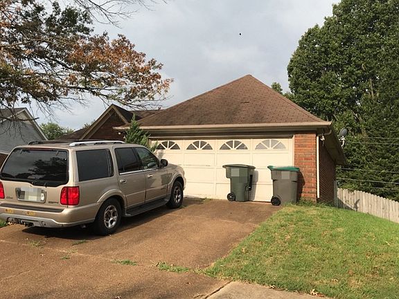 2nd image of 4615 Vescovi Ln