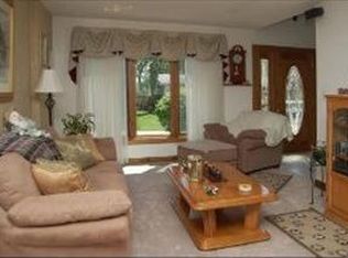 284 W Rosalie Ln, Palatine, IL