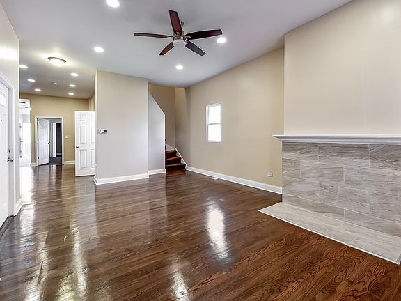 2nd image of 4317 W Gladys Ave