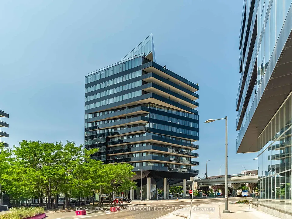 21 Lawren Harris Sq #910