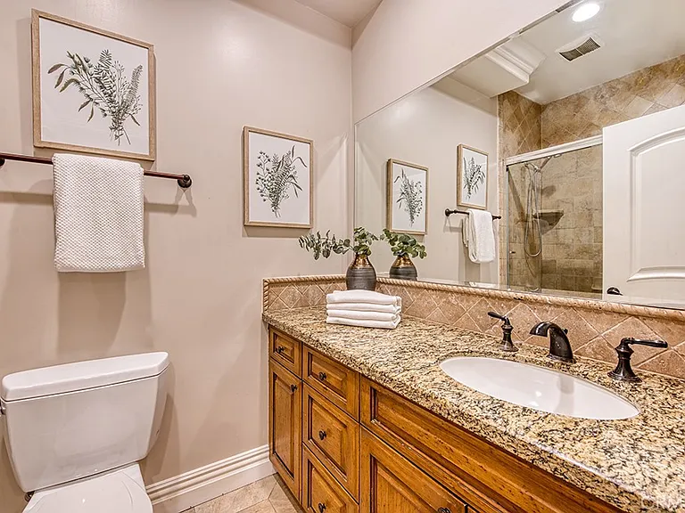 1520 El Camino Real #11 — Photo 16