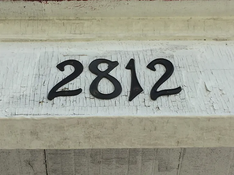 2812 Beacon Ave — Photo 11