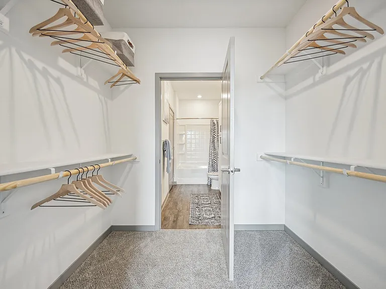 The Quarry Luxury Apartments — Photo 19
