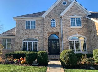 1120 Sandstone Ct, Aurora, IL 60502