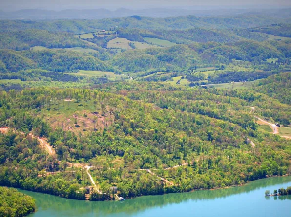 Hickory Pointe, Maynardville, TN 37807