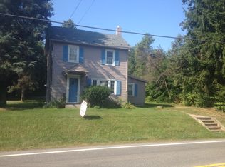 4471 Lehigh Dr, Walnutport, PA 18088
