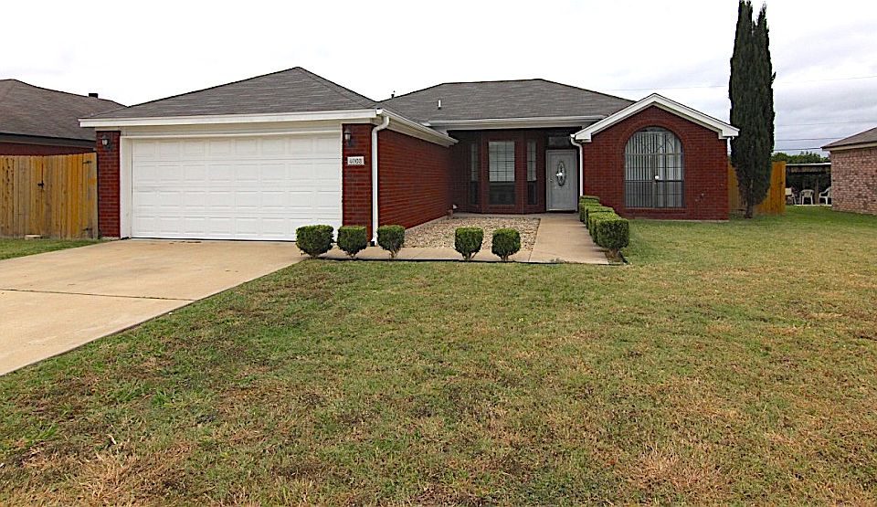 1st image of 4003 Littlerock Dr