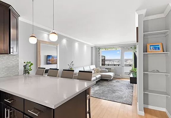 2nd image of 5900 Arlington Ave APT 18-M