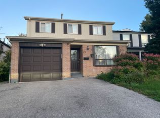 101 Springhead Gdns, Richmond Hill, ON L4C5C3