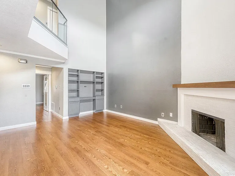 8200 Neely Dr #214 — Photo 5