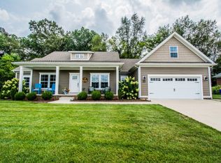 227 Hayden Heady Cir, Bowling Green, KY 42104
