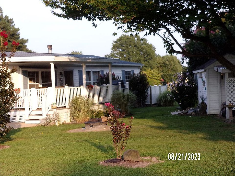 2nd image of 33340 Harbour Cir