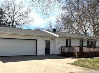 13 N Muyres Ave, Carlos, MN 56319