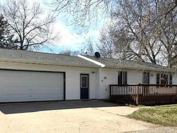13 N Muyres Ave, Carlos, MN 56319