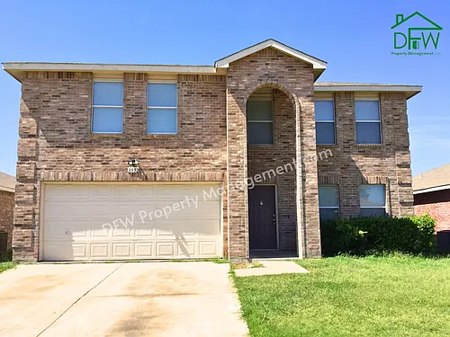3952 Golden Horn Ln Photo 1
