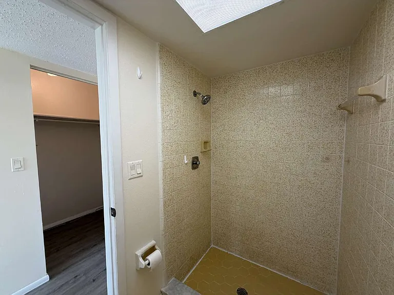 2619 Magdalina Dr #1A — Photo 24