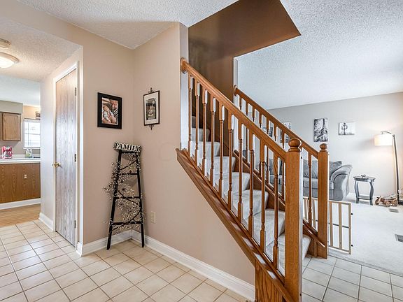 5th image of 3567 Farmstead Dr