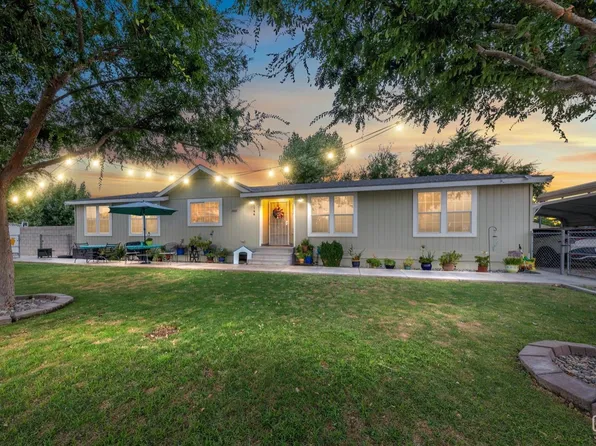 1144 Vineyard Rd, Bakersfield, CA 93307