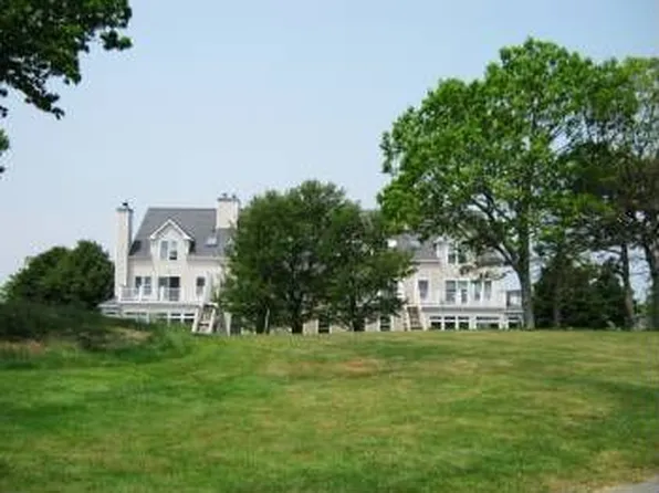 45 Fairway Dr, Plymouth, MA 02360