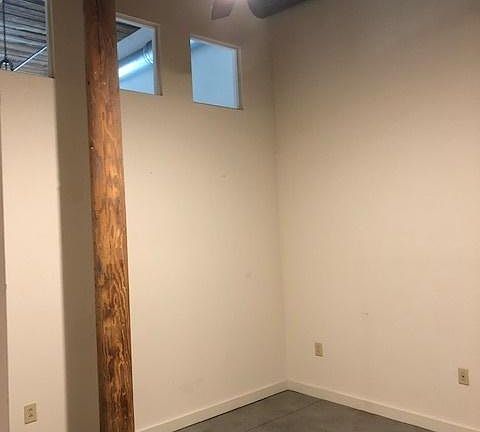 5th image of 400 Mills Ave Unit 323