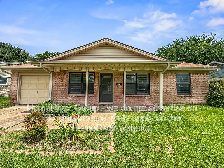 607 Fairview Dr — Photo 1