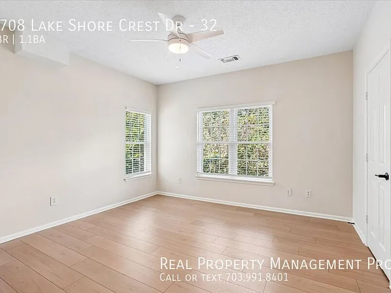 1708 Lake Shore Crest Dr #32 — Photo 14