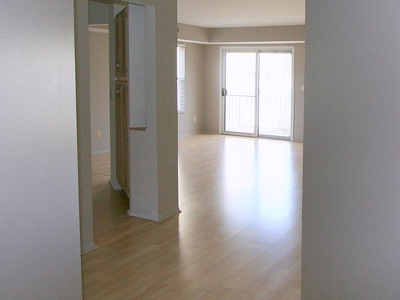 2nd image of 2241 S Huron Pkwy APT 4