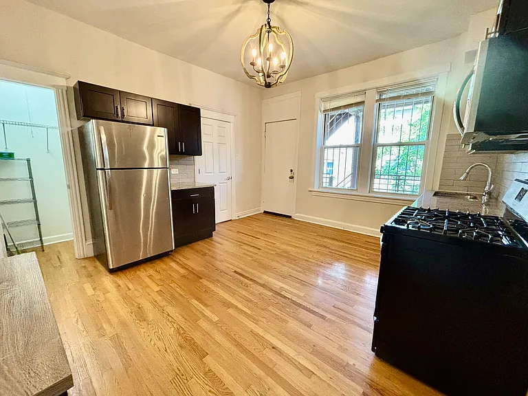 1435 N Ashland Ave #3R — Photo 4