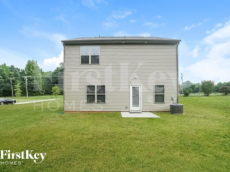 1703 Rocky River Rd — Photo 15