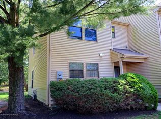 90 Whispering Oaks Way, Jackson, NJ 08527