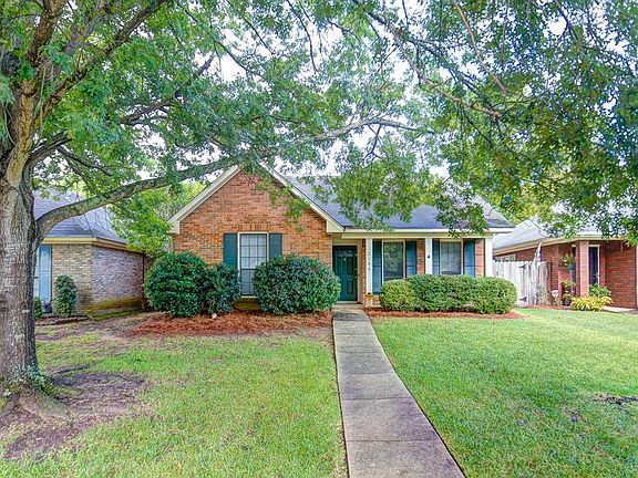 3rd image of 2144 W Aberdeen Dr