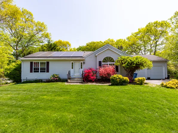 60 Pheasant Run, Montville, CT 06370