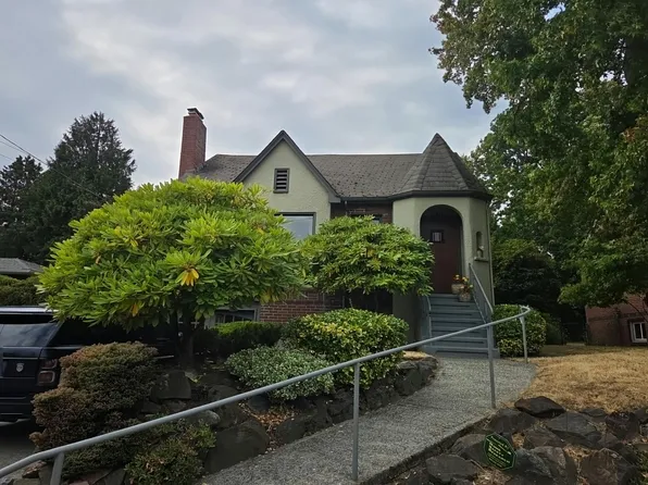 7511 8th Ave NW, Seattle, WA 98117