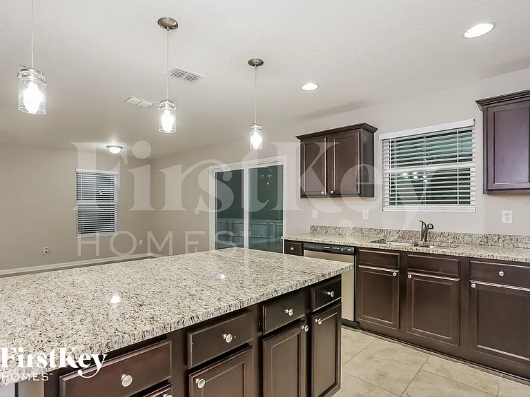 8303 Thor St — Photo 6