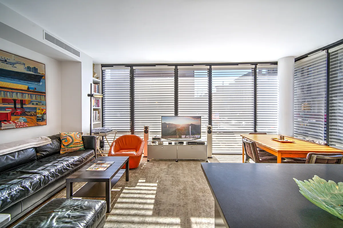 215 Avenue B #2B