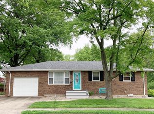 711 Amherst Pl, Edwardsville, IL 62025