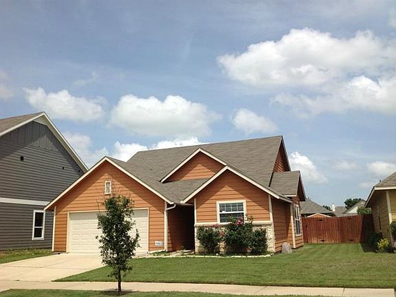 3rd image of 2312 Windsor Farms Dr